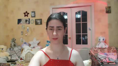 Snapshot of inelika chatting on 01.15.25 Inna  online show from 01.15.25