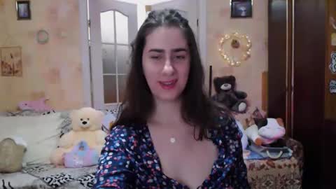 Snapshot of inelika chatting on 09.17.25 Inna  online show from 09.17.25