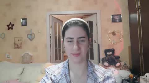 Snapshot of inelika chatting on 09.21.25 Inna  online show from 09.21.25