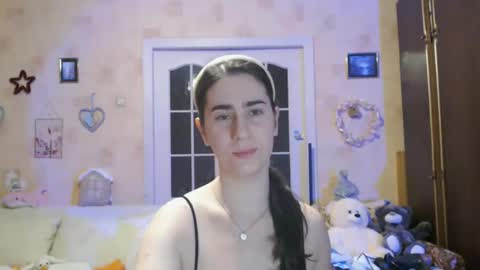 Snapshot of inelika chatting on 10.21.25 Inna  online show from 10.21.25