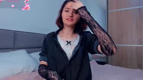 Kira online show from 10.06.25