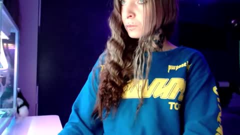 InesDesire online show from 01.28.25