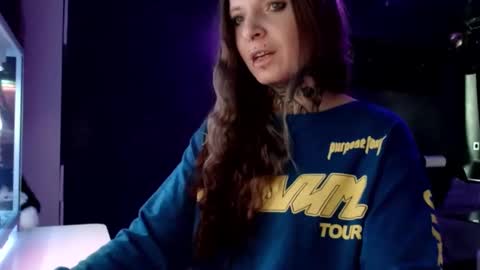 InesDesire online show from 01.28.25