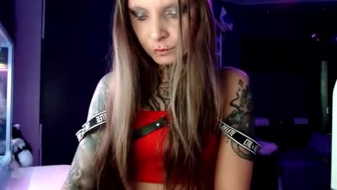 InesDesire online show from 02.01.25