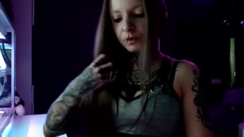 InesDesire online show from 02.12.25