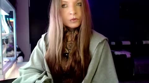 InesDesire online show from 02.27.25