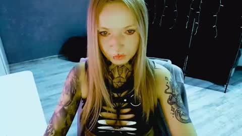 InesDesire online show from 09.30.25