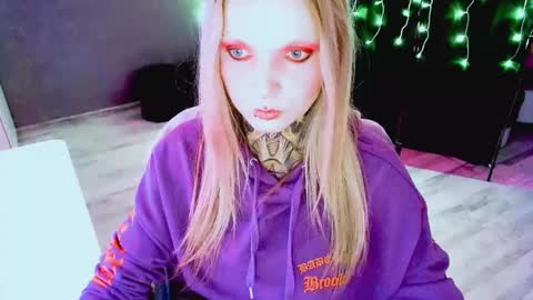 InesDesire online show from 10.01.25