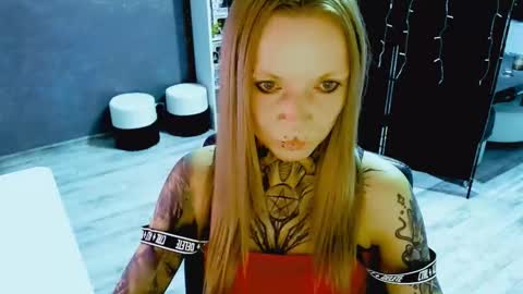 InesDesire online show from 10.08.25