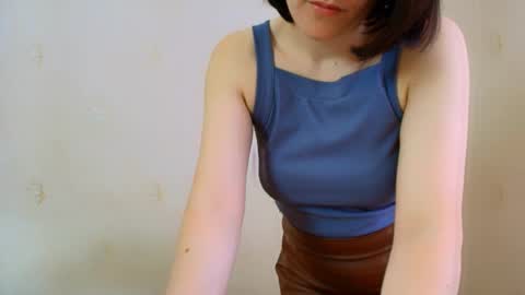 Snapshot of inessa_beauty chatting on 05.29.26 Inessa online show from 05.29.26