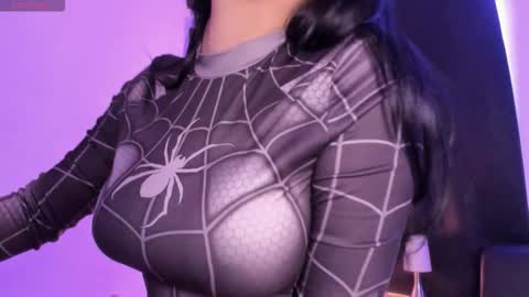 Snapshot of infernalkiss chatting on 11.14.25 InfernalKiss online show from 11.14.25