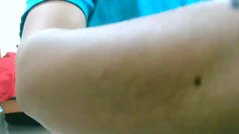 Inglorious Hairy Uncut online show from 12.15.24