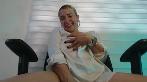            online show from 03.05.25