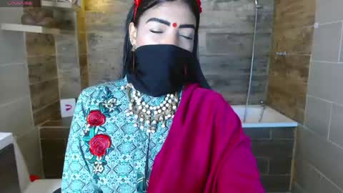 Iniya online show from 04.20.26