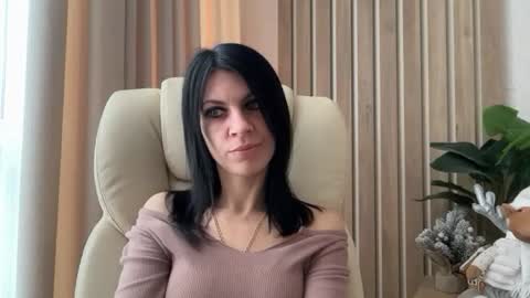 Snapshot of injaathome chatting on 02.19.26 InjaAtHome online show from 02.19.26