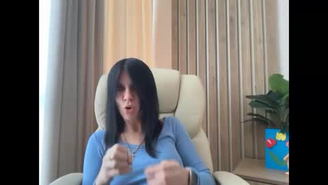 Snapshot of injaathome chatting on 04.23.26 InjaAtHome online show from 04.23.26