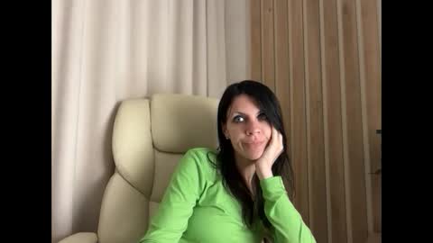 Snapshot of injaathome chatting on 05.22.26 InjaAtHome online show from 05.22.26