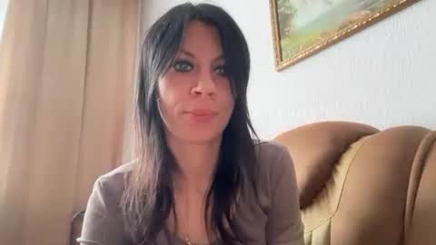 Snapshot of injaathome chatting on 05.31.26 InjaAtHome online show from 05.31.26