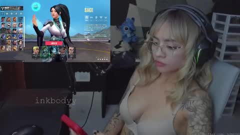 Snapshot of inkbodyy chatting on 03.08.25 Dayana  online show from 03.08.25