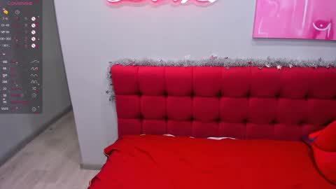 Snapshot of innalovely chatting on 01.12.25 Inna online show from 01.12.25