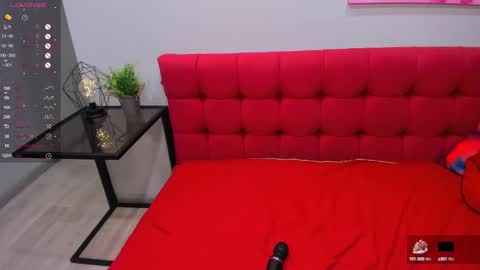 Snapshot of innalovely chatting on 02.01.25 Inna online show from 02.01.25