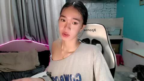 Reign online show from 04.19.26