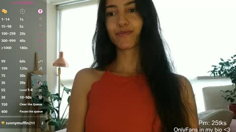 Snapshot of innocentlatiina chatting on 05.06.26 Laroa online show from 05.06.26