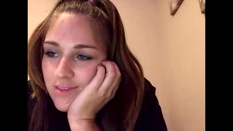 innocentlilsarah online show from 10.17.25