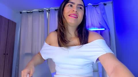 Innoocent Luna online show from 11.02.25