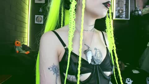 Snapshot of insania_999 chatting on 12.18.24   SANIA  online show from 12.18.24