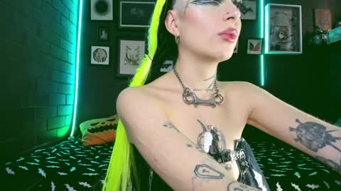 Snapshot of insania_999 chatting on 12.20.24   SANIA  online show from 12.20.24