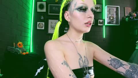 Snapshot of insania_999 chatting on 12.27.24   SANIA  online show from 12.27.24