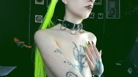 Snapshot of insania_999 chatting on 02.07.25   SANIA  online show from 02.07.25