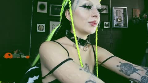 Snapshot of insania_999 chatting on 02.08.25   SANIA  online show from 02.08.25