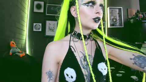 Snapshot of insania_999 chatting on 03.12.25   SANIA  online show from 03.12.25