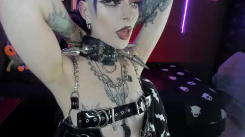 Snapshot of insania_999 chatting on 09.16.25   SANIA  online show from 09.16.25