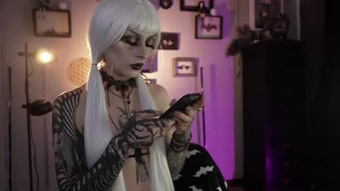 Snapshot of insania_999 chatting on 07.19.26 SANIA online show from 07.19.26