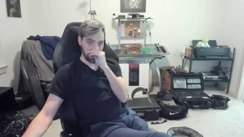 Lifes Love online show from 01.17.26