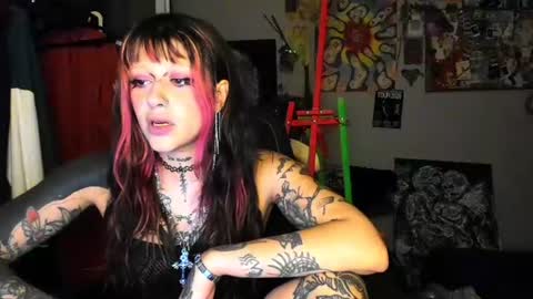 Snapshot of insunnity666 chatting on 07.28.26 Insunnity666 online show from 07.28.26