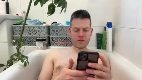 Snapshot of interestedhun chatting on 03.04.25 InterestedHun online show from 03.04.25