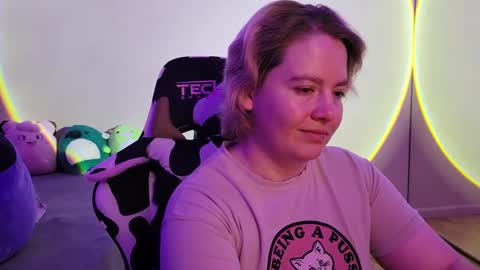 Faye online show from 12.20.24