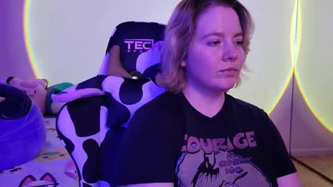 Faye online show from 02.23.25