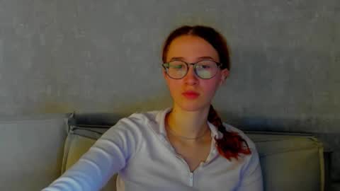 Snapshot of internetsexplorer chatting on 03.29.26 Bernadette Join online show from 03.29.26