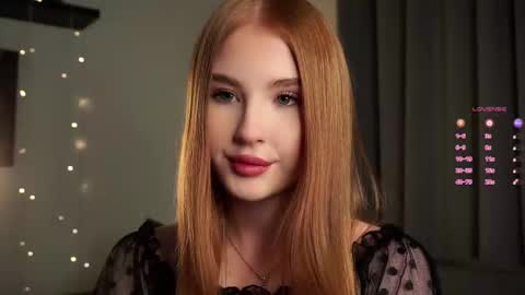 Snapshot of inthelabyrinthsofmysoul chatting on 02.10.25 Ellie online show from 02.10.25