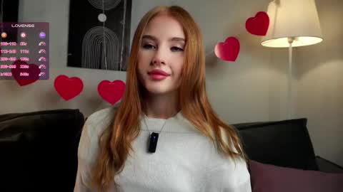 Snapshot of inthelabyrinthsofmysoul chatting on 02.16.25 Ellie online show from 02.16.25