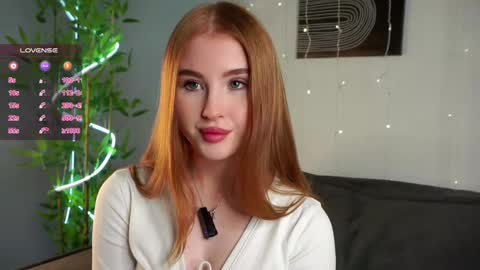 Snapshot of inthelabyrinthsofmysoul chatting on 02.18.25 Ellie online show from 02.18.25