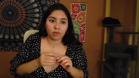 Snapshot of intimatetales chatting on 12.01.24 Africa online show from 12.01.24