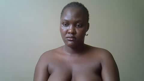 Snapshot of invisible_rider chatting on 02.05.25 invisible_rider online show from 02.05.25