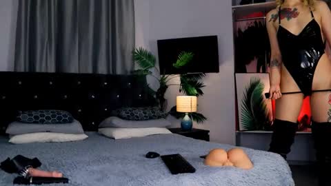 inviting_tina online show from 02.27.25