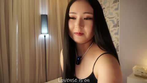 Snapshot of iolaselley chatting on 05.03.26 Tesha online show from 05.03.26